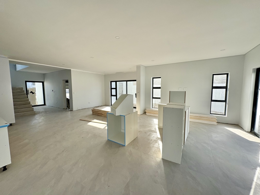 4 Bedroom Property for Sale in Sandown Western Cape